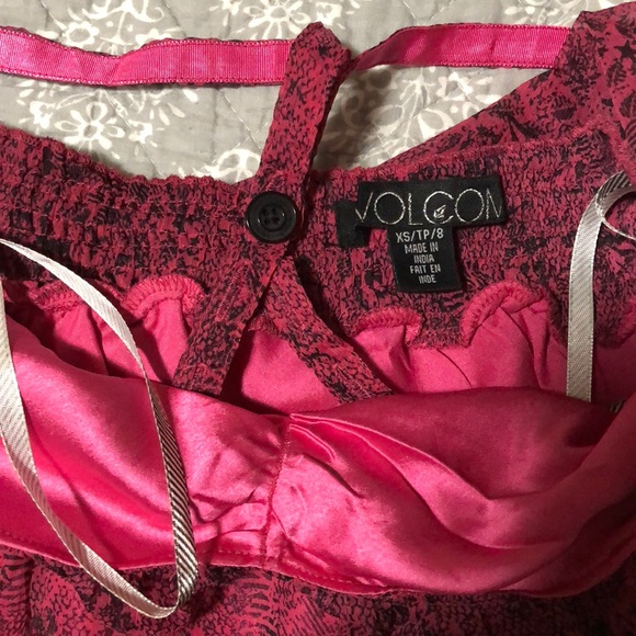 Super cute Volcom cocktail dress - Picture 3 of 3